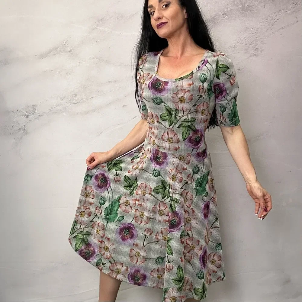 Lularoe beautiful floral dress - Picture 1 of 4